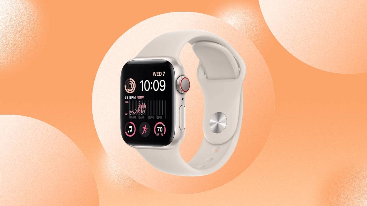 Save Big on the Apple Watch SE and Stay on Top of Your Fitness Journey